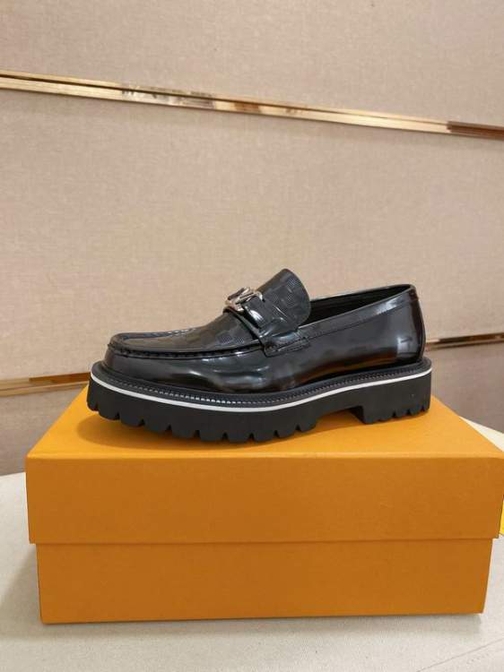 Picture of Louis Vuitton Shoes _SKULVsz38-45hnh086914712